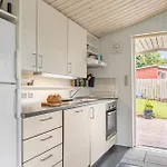 Stunning In With Kitchen * 奥本罗