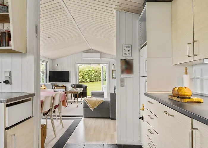 Stunning In With Kitchen Aabenraa